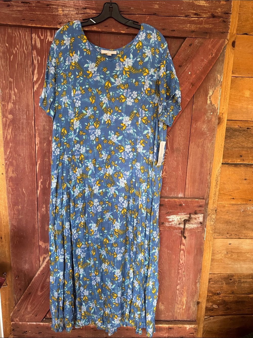 Woman Within Blue Floral Short-Sleeve Crinkle Maxi Dress. Size Large (18/20) NWT